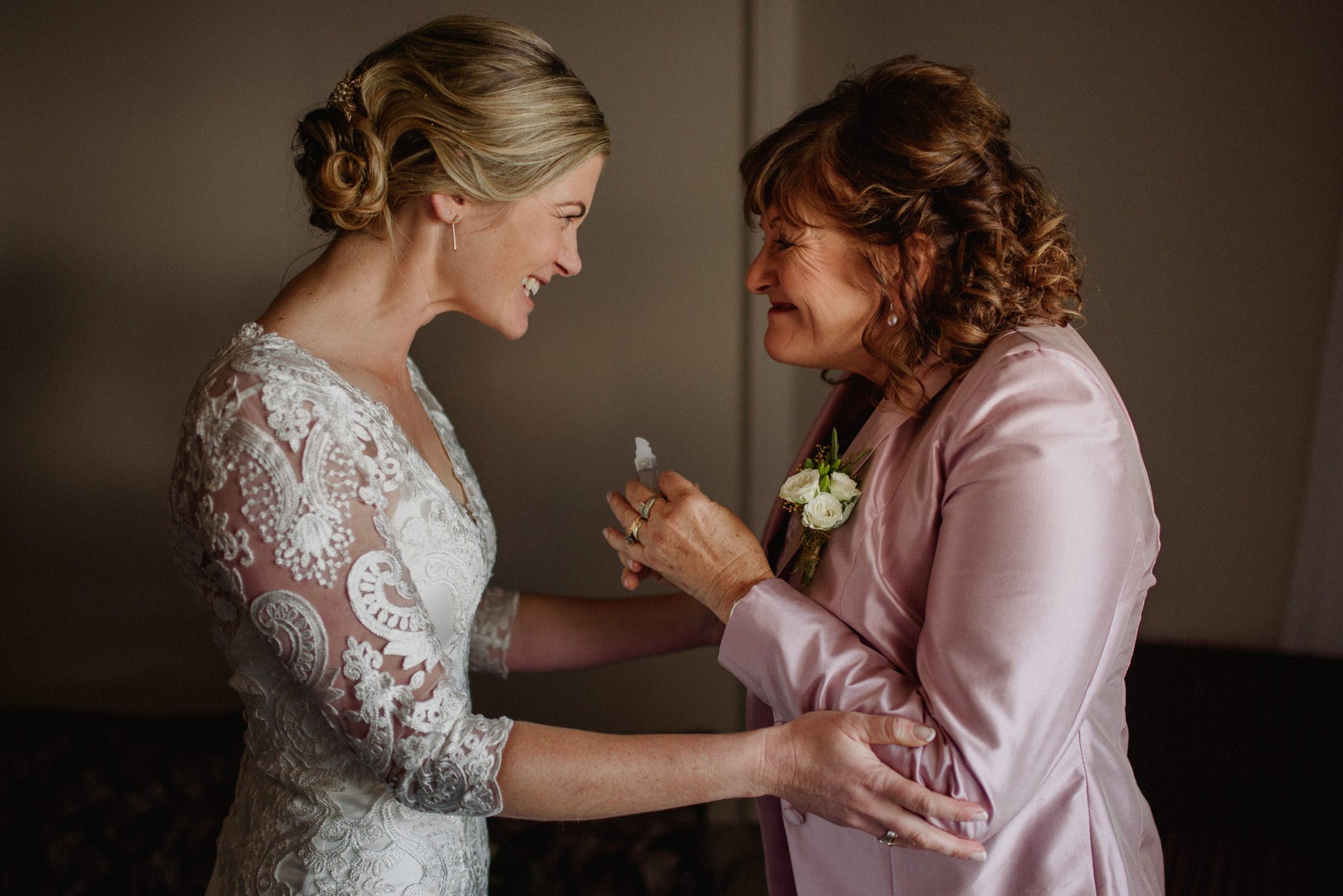 wedding, day, morning, bride, mother, mom, daughter, happy, photography